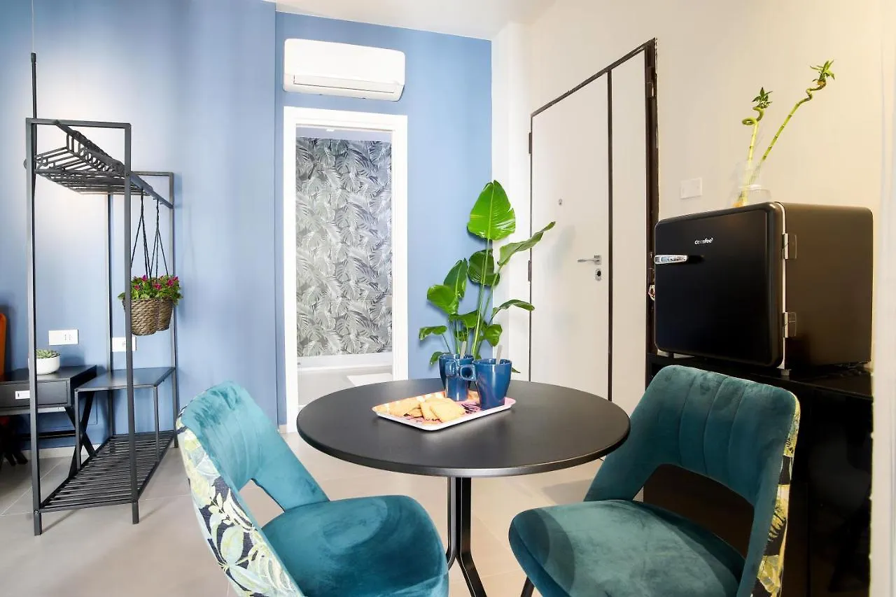 Floris: Modern Studio In The Heart Of City Center 巴里 0*,
